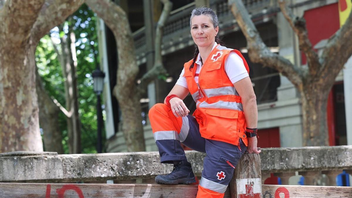 Ainhoa Irigoyen, responsable del dispositivo de Cruz Roja Navarra en la Plaza de Toros