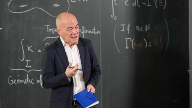 Zientzia Txostenaren aurkezpen ekitaldia.