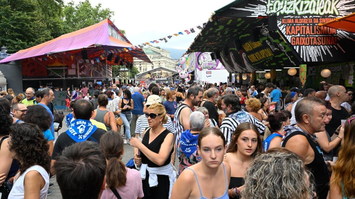 Imagen de archivo de la zona de txosnas en la Aste Nagusia de Bilbao / Oskar González