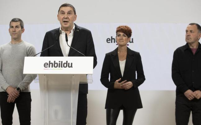 Arnaldo Otegi, durante su comparecencia.