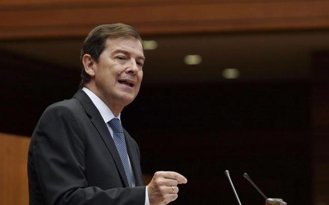 Fernández Mañueco comparece ante las Cortes de Castilla y León por la gestión de los incendios.