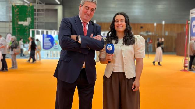 Xabier Basáñez, director de BEC y Amaia Esnal, directora de Expovacaciones