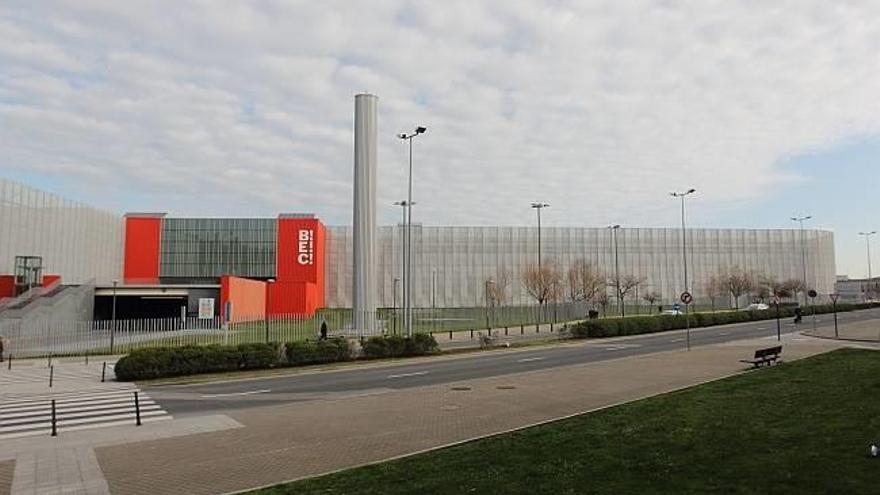 Vista exterior del centro ferial y congresual Bilbao Exhibition Centre, el BEC de Barakaldo