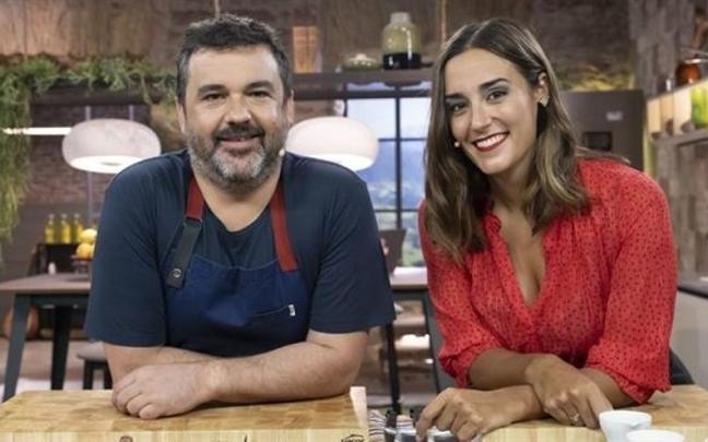 Ander González y Gabriela Uriarte cumplen 1.800 programas de 'A bocados' en ETB2