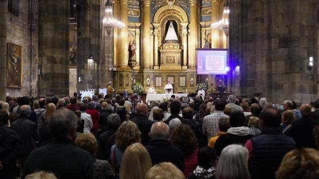 Imagen de archivo del interior de la Basílica de Begoña | Deia