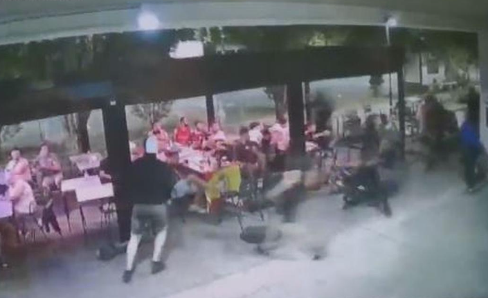 Un grupo de radicales irrumpen a golpes en un bar de Berriozar . DNN