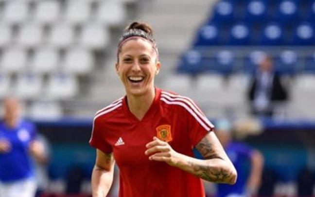 Jenni Hermoso, futbolista de la selección española femenina. Jenni Hermoso, futbolista de la selección española femenina.