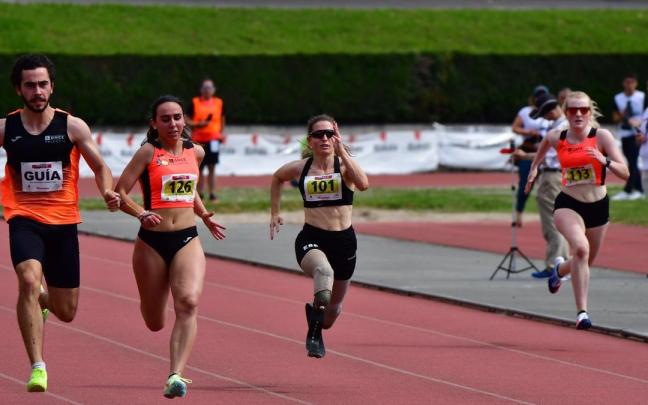 El polideportivo Artunduaga de Basauri acoge este domingo el Meeting Paralímpico