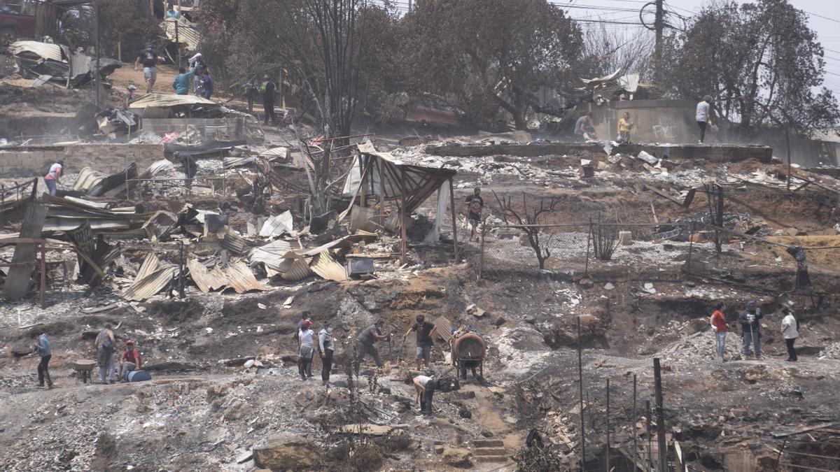 Chile, golpeado por una mortífera ola de incendios