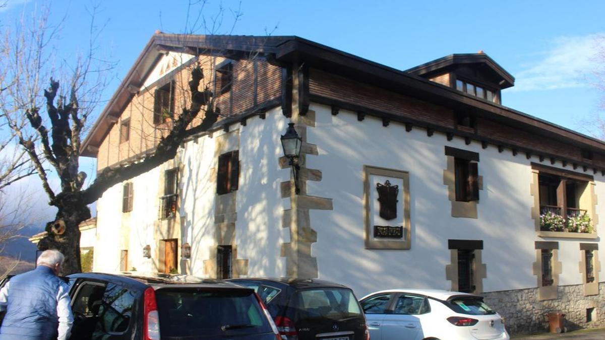 Zelai Zabal en Arantzazu, a poco pasos del santuario.