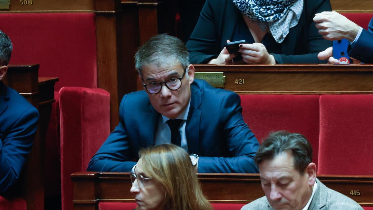 El líder del Partido Socialista francés, Olivier Faure, en la Asamblea Nacional, ubicada en París.