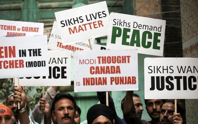Miembros de la minoría Sij protestan en Canadá contra el asesinato de Hardeep Singh Nijjar, un activista vinculado al movimiento Khalistaní Miembros de la minoría Sij protestan en Canadá contra el asesinato de Hardeep Singh Nijjar, un activista vinculado al movimiento Khalistaní