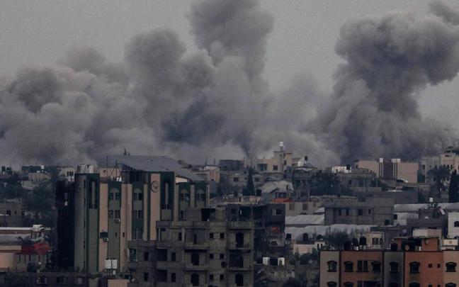 La ciudad de Jan Yunis, tras un ataque israelí.