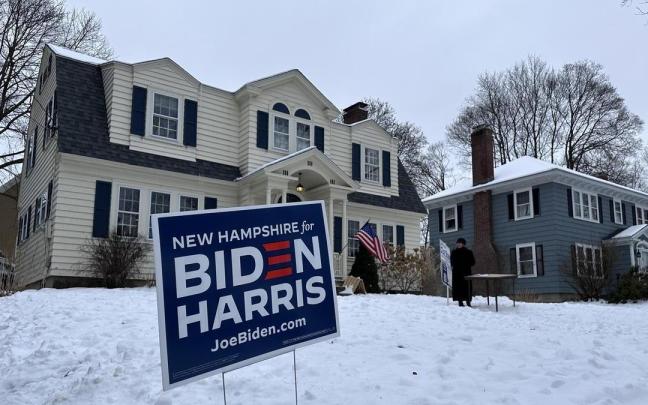 Fotografía de un aviso en un acto de campaña pro Biden en Concord, Nuevo Hampshire. / EFE Fotografía de un aviso en un acto de campaña pro Biden en Concord, Nuevo Hampshire.