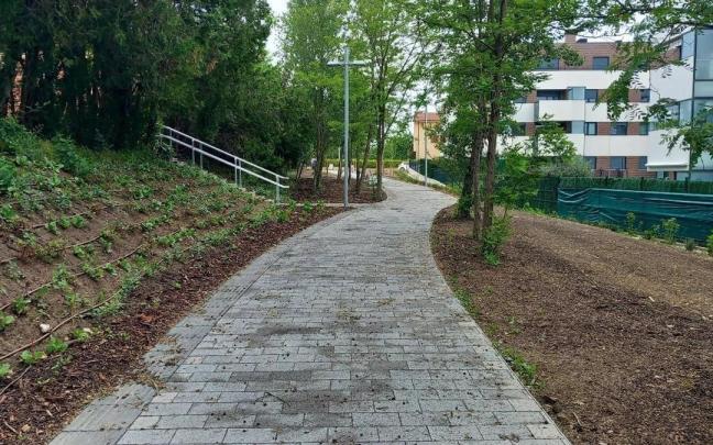 Goikolarrako oinezkoentzako bidezidorreko lanak bukatu dira Gasteizen.