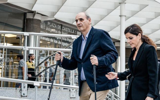 El empresario Juan Carlos Barrabés Cónsul a su salida de los Juzgados de Plaza de Castilla.