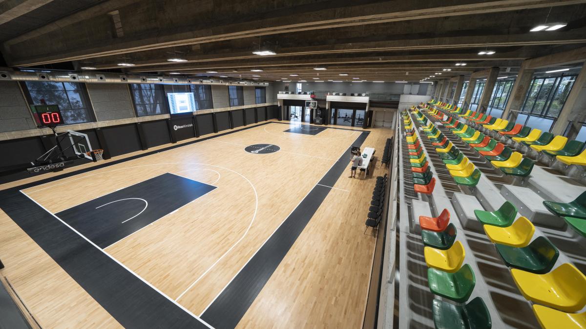 Tras la reforma Artxanda cuenta con dos espacios diferenciados: una zona de entrenamiento para Bilbao Basket y por el otro, una parte para equipos bilbainos de diferentes categorías