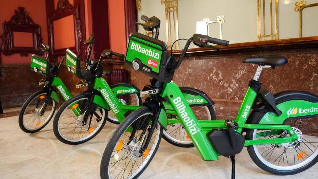 Las nuevas bicicletas verdes de BIlbaobizi. BILBAO.EUS