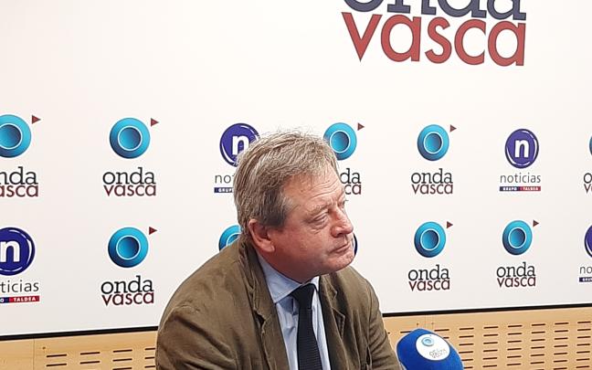 Bingen Zupiria en los estudios de ONDA VASCA