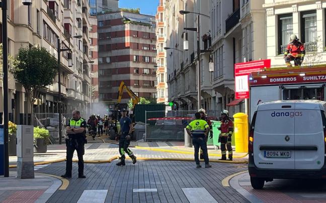 Bomberos y Policía Municipal se han desplazado hasta la zona. Borja Guerrero Bomberos y Policía Municipal se han desplazado hasta la zona. Borja Guerrero