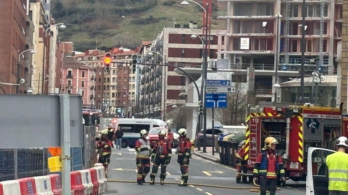 Fuga de gas en la calle Luis Briñas de Bilbao | Deia