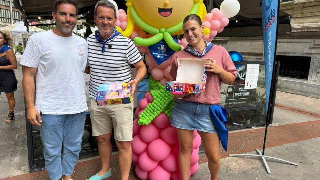 Nerea Ramos y Luis Sola comparten sus deliciosos botxitos en su entrevista con Txema Gutiérrez / Onda Vasca