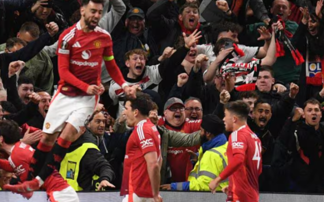 Bruno Fernandes festeja uno de los goles del Manchester United en esta Europa League. / UEFA