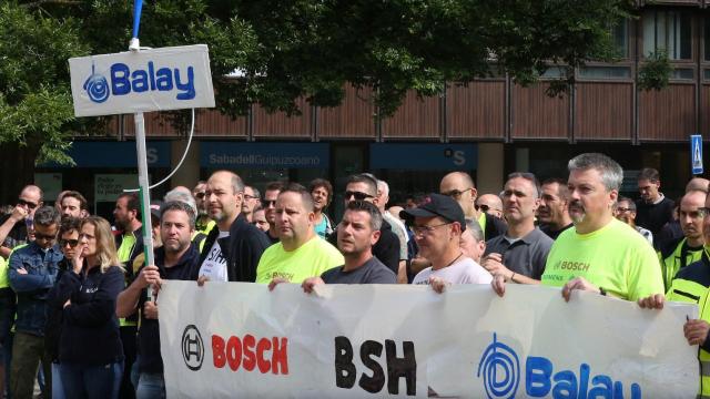 Los trabajadores de BSH en una movilización. DNN Los trabajadores de BSH en una movilización. DNN