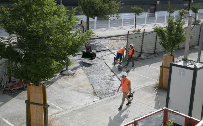 Visita de la Corporación municipal a las obras del polideportivo de Buztintxuri. Foto: Ayuntamiento de Pamplona