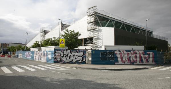 Visita de la Corporación municipal a las obras del polideportivo de Buztintxuri. Foto: Ayuntamiento de Pamplona
