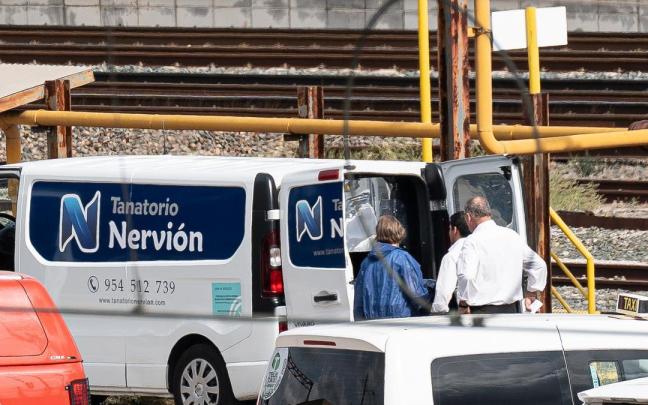 La Policía confirma la aparición de un cadáver en la zona en la que se busca a Álvaro Prieto. La Policía confirma la aparición de un cadáver en la zona en la que se busca a Álvaro Prieto.