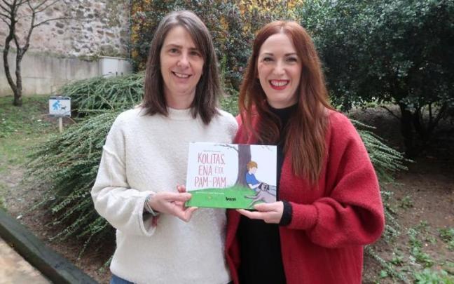 Eguzkiñe eta Laura Garziandia, liburuarekin.