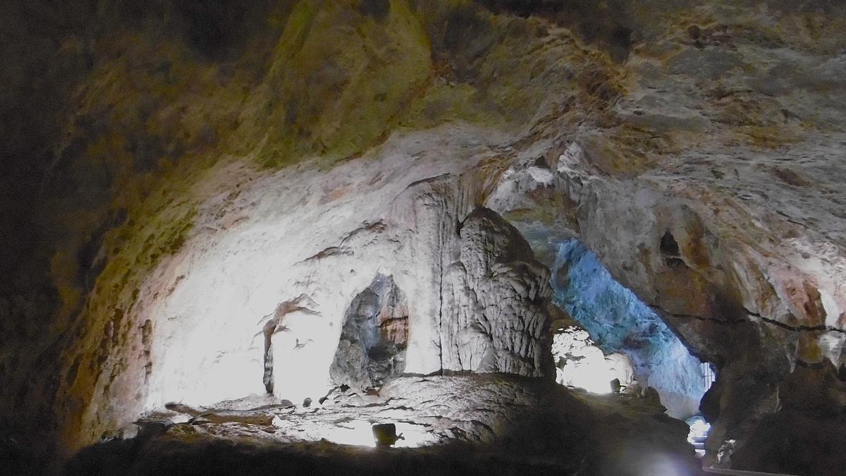 Interior de la cueva.