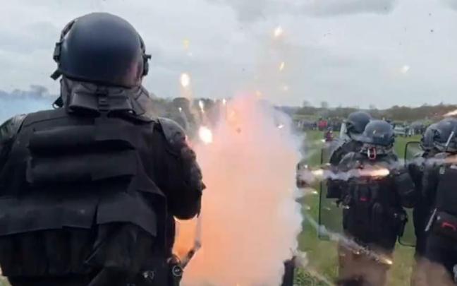 Protesta ecologista en Sainte-Soline.