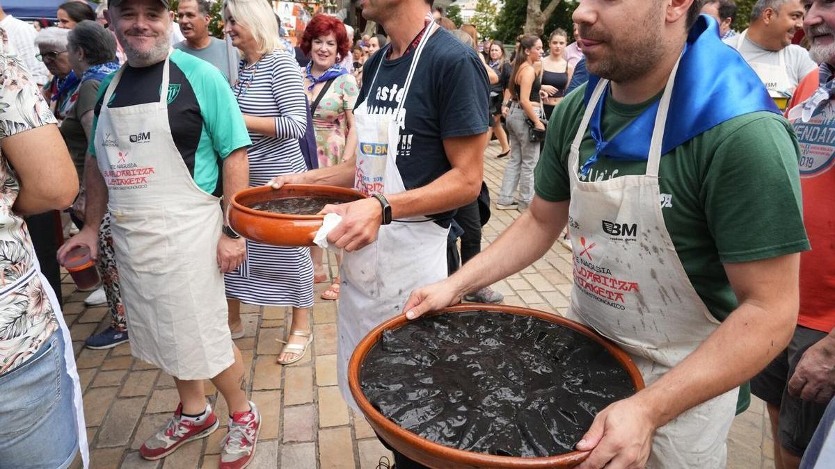 Txipirones en su tinta