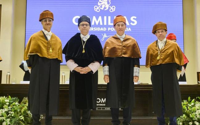 Galán durante el acto en el que ha sido investido doctor honoris causa.