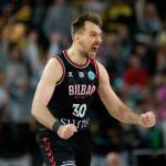 Zoran Dragic es uno de los grandes culpables de la actual buena marcha de Bilbao Basket. / JOSÉ MARI MARTÍNEZ