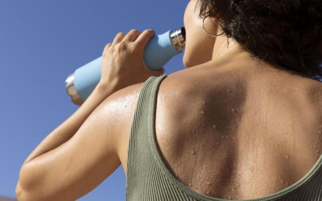 Estar hidratado es básico aunque se sude en exceso.