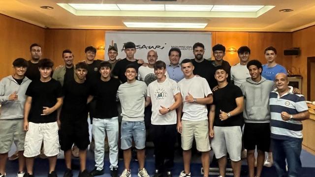 Acto de recepción de la selección cadete de Basauri en el Ayuntamiento