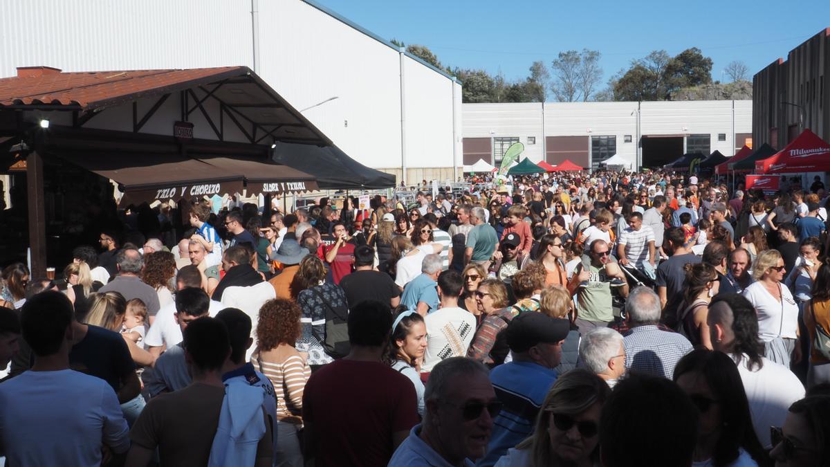 La gran variedad de puestos y el excelente ambiente que se vive en el recinto servirá de reclama para la presencia de miles de personas en Itziar.