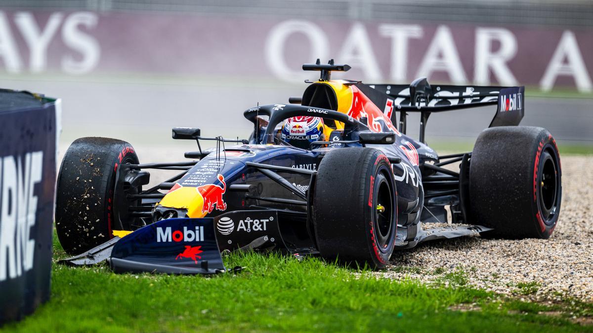 Max Verstappen, tras accidentarse en la tanda de calificación del Gran Premio de Australia.