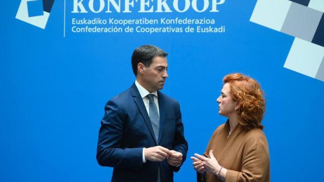 Pradales en la de la Asamblea General de Konfekoop. / Irekia Pradales en la de la Asamblea General de Konfekoop.