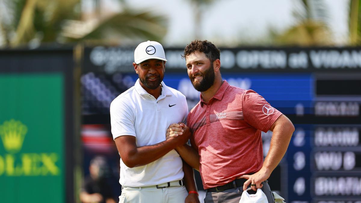 Jon Rahm junto al estadounidense, Tony Finau.