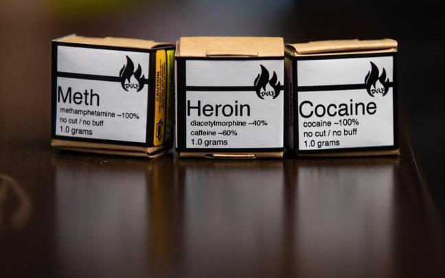 Canadá concede una licencia a una empresa para producir y vender cocaína.