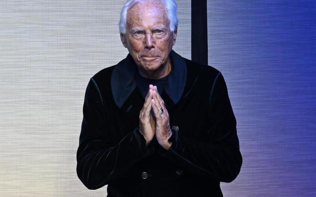 Giorgio Armani ha fallecido a los 91 años.
