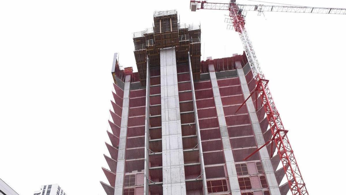 Obras de la quinta torre de Garellano