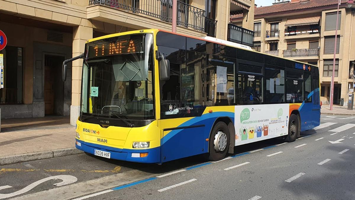 Autobus Urbano de Zarautz.