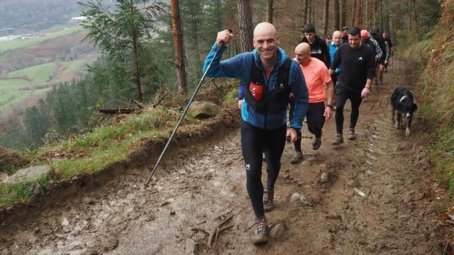 Iban Fernández completó bien acompañado la ascensión número 365.