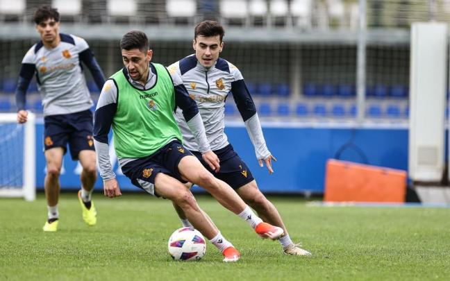 Martín Merquelanz entrenando con el equipo. / REAL SOCIEDAD