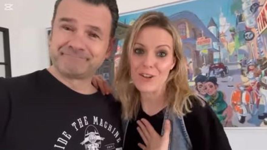 Iñaki López y Andrea Ropero mandan un mensaje a Adela González